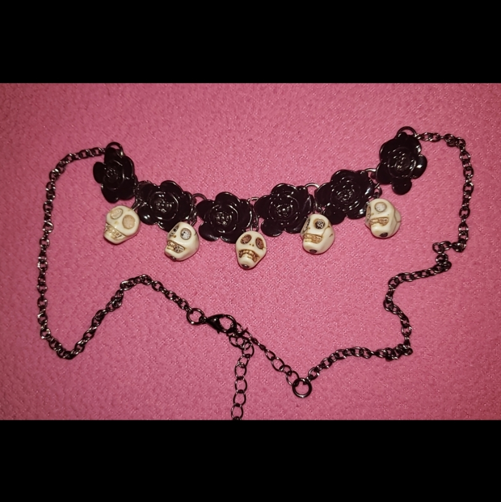 Skull Necklace